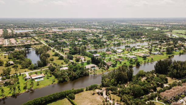 Retirees in Wellington, Florida are securing guaranteed income and asset protection with annuities, ensuring their retirement income remains stable and tax-efficient.
